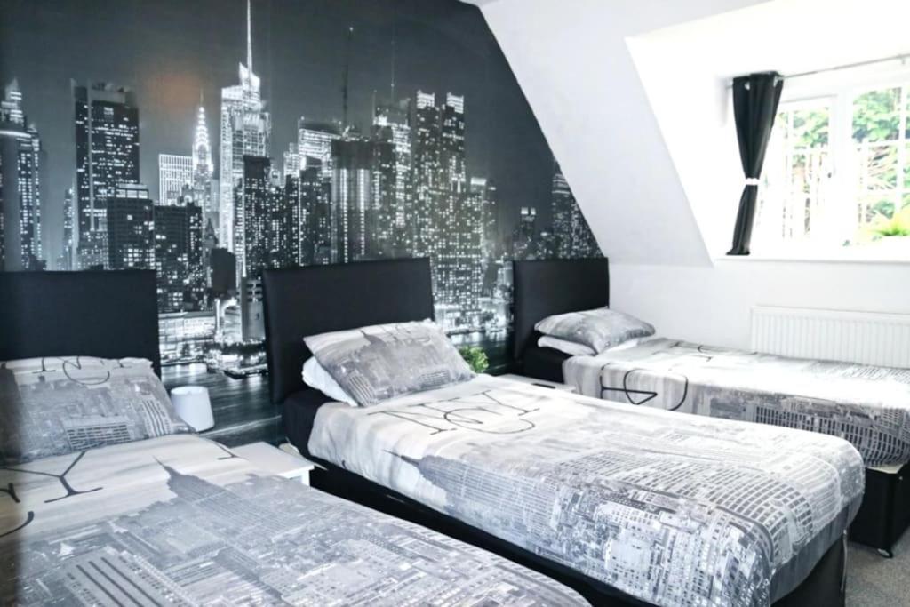 Hen & Stag Retreat Weekend Stay Sleeps 10 To 30 Тетфорд Экстерьер фото